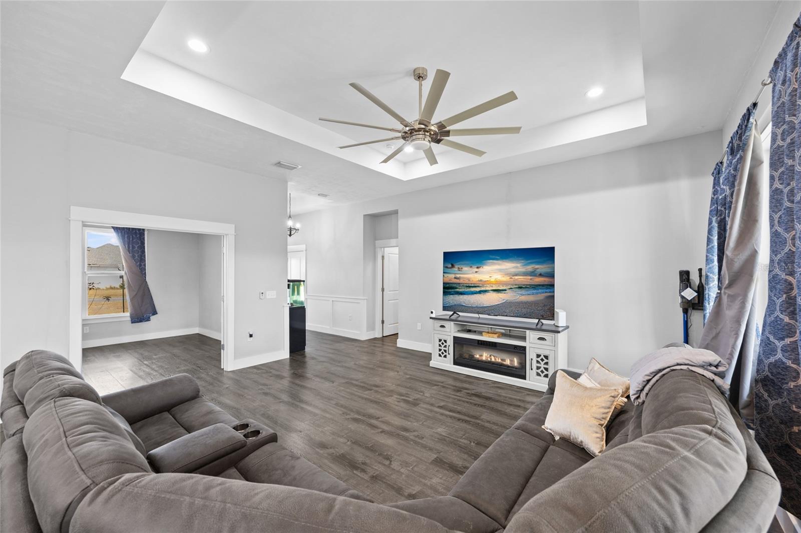 Image 8 of 33 For 199 Buttercup Drive