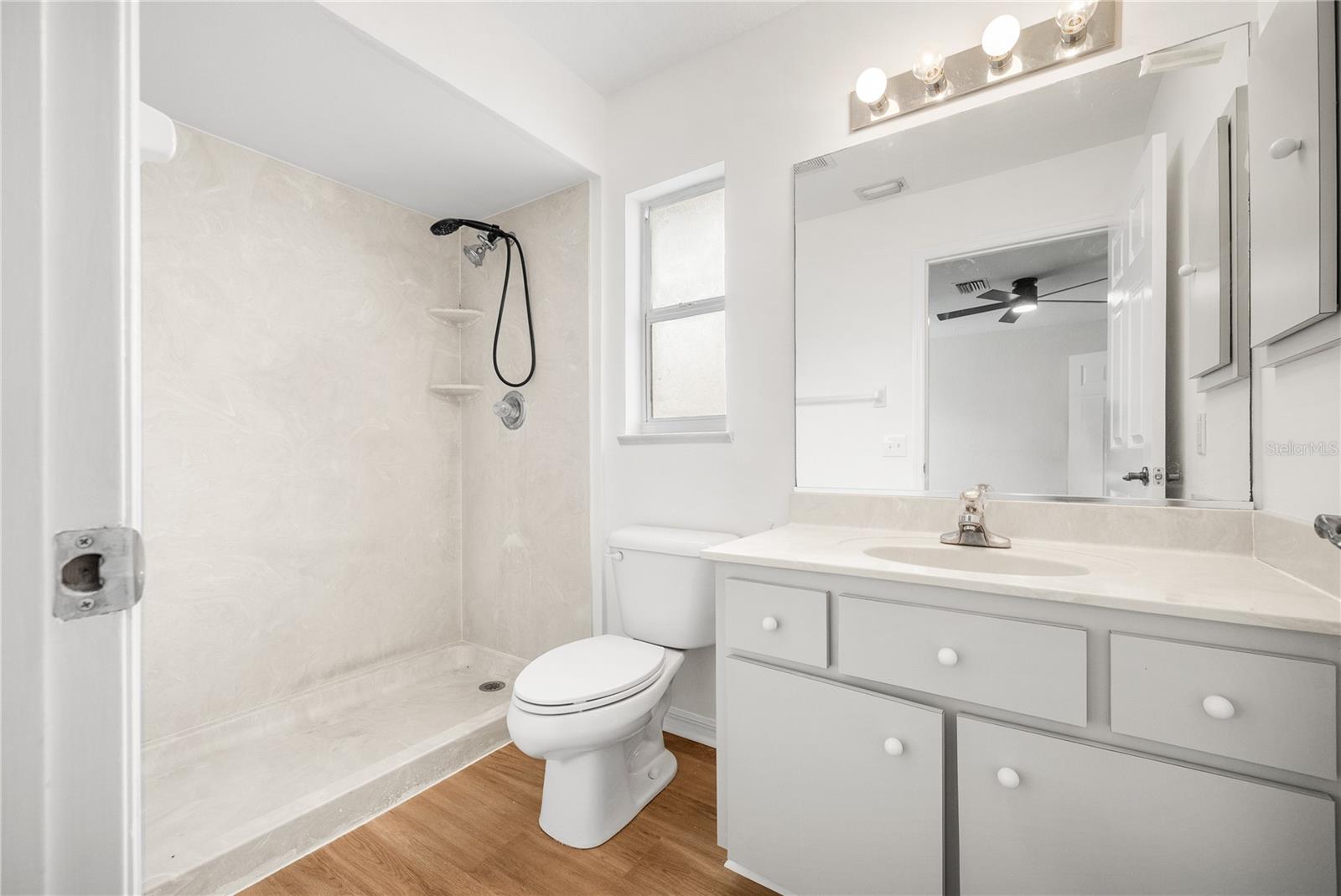 Image 15 of 26 For 8361 135th Loop