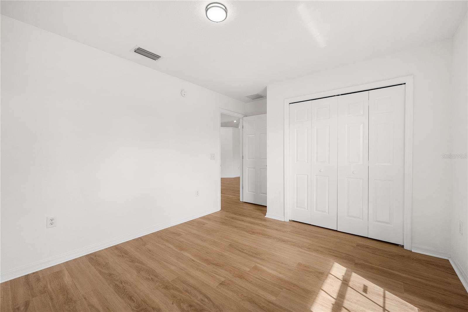 Image 19 of 26 For 8361 135th Loop