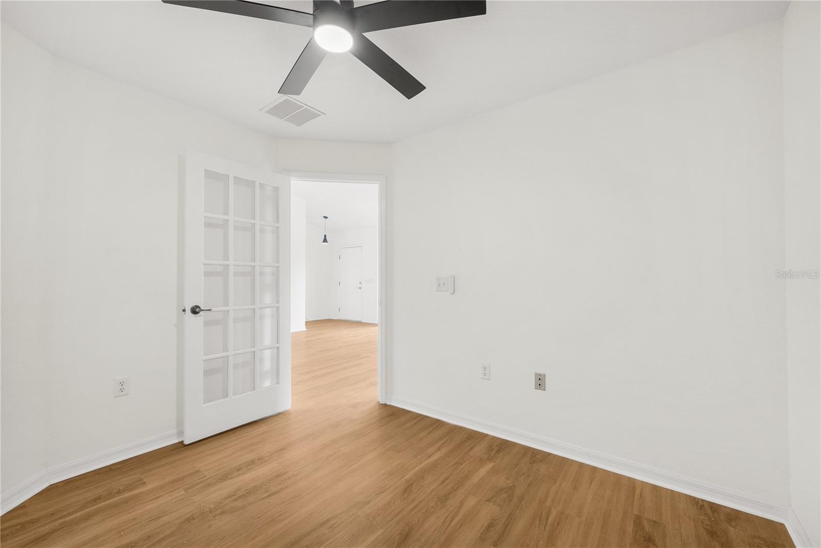 Image 5 of 26 For 8361 135th Loop