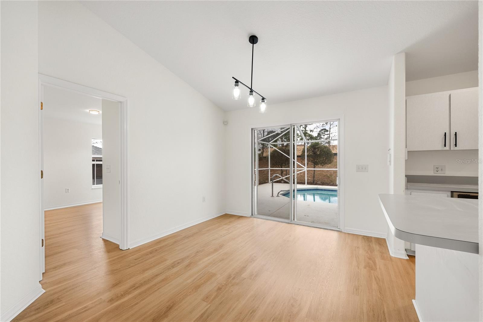 Image 6 of 26 For 8361 135th Loop