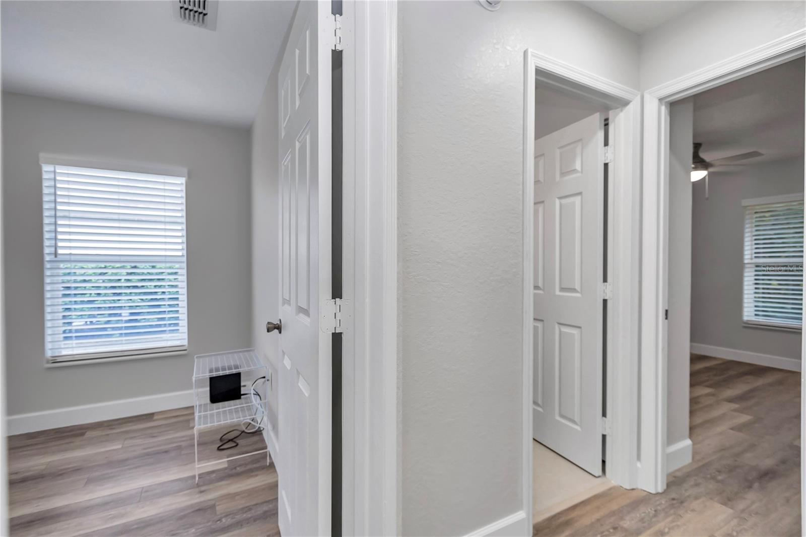 Image 13 of 59 For 11558 74th Court