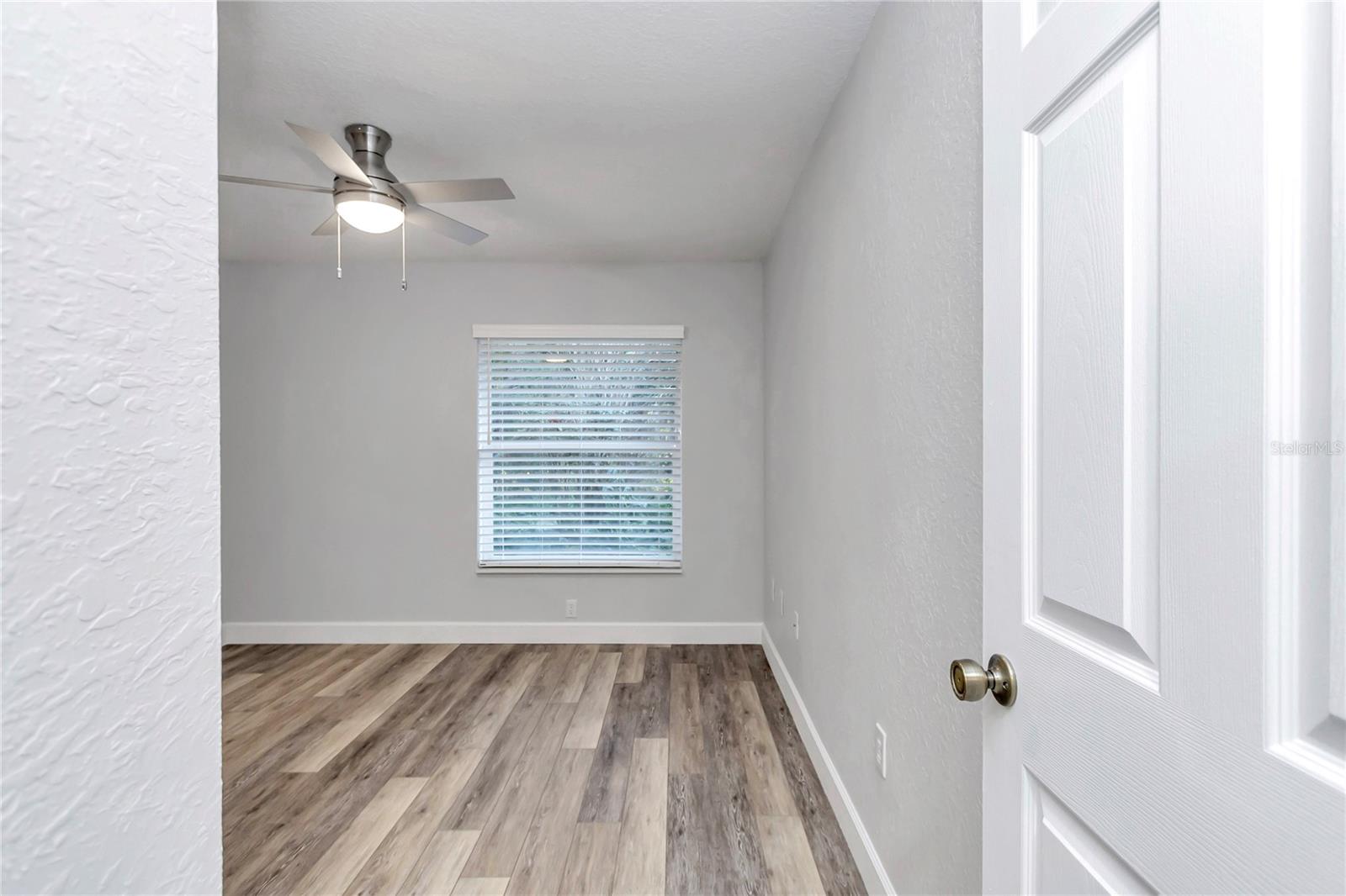 Image 17 of 59 For 11558 74th Court