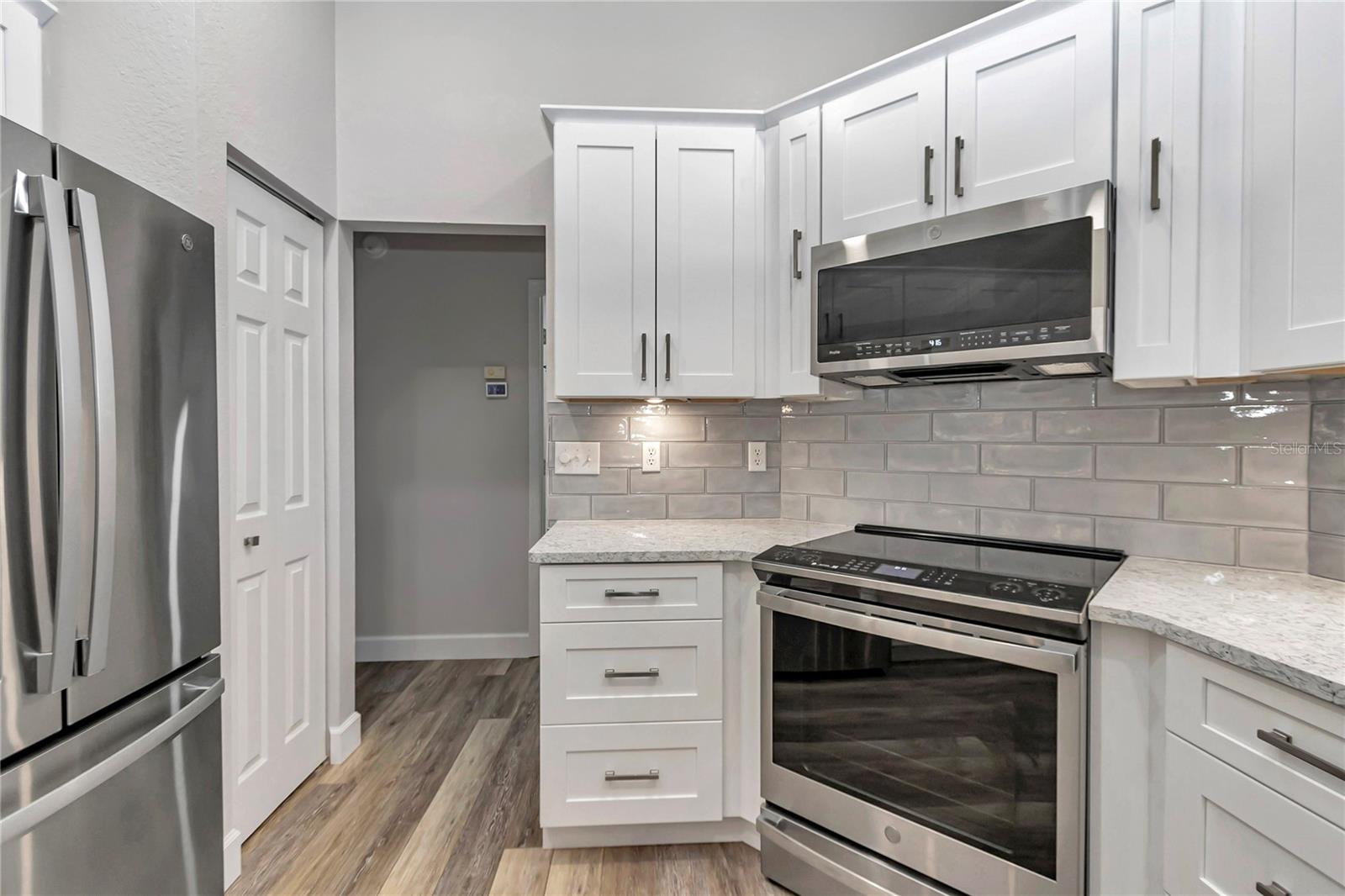 Image 30 of 59 For 11558 74th Court