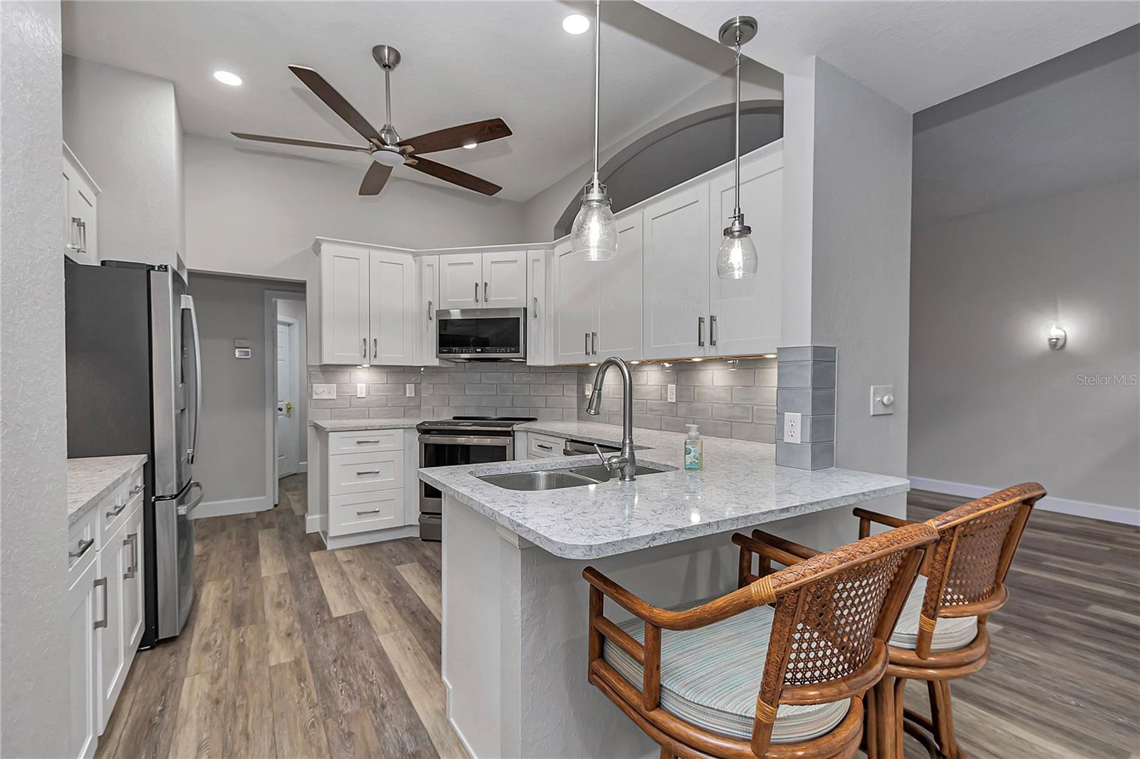 Image 33 of 59 For 11558 74th Court