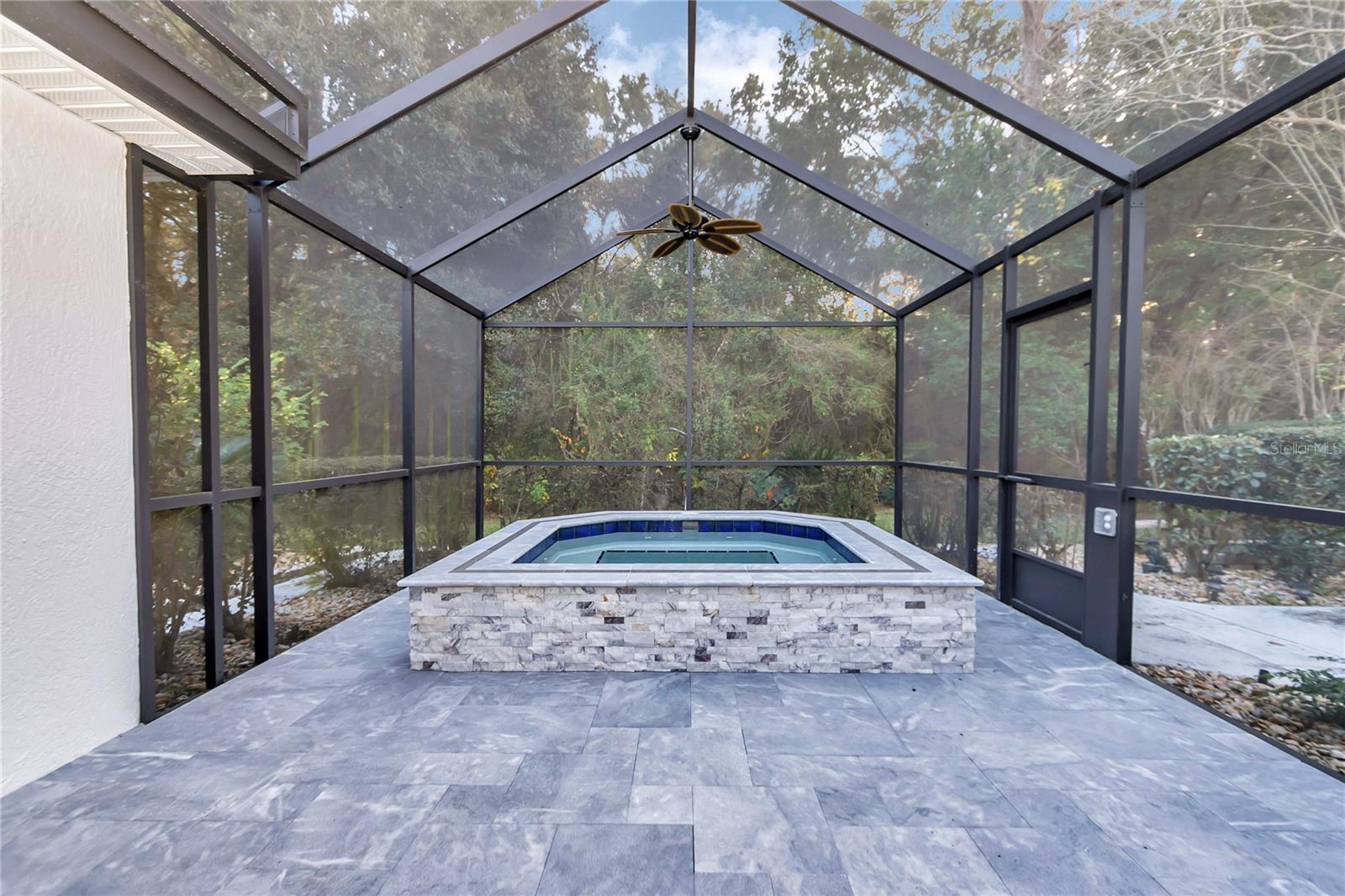 Image 38 of 59 For 11558 74th Court