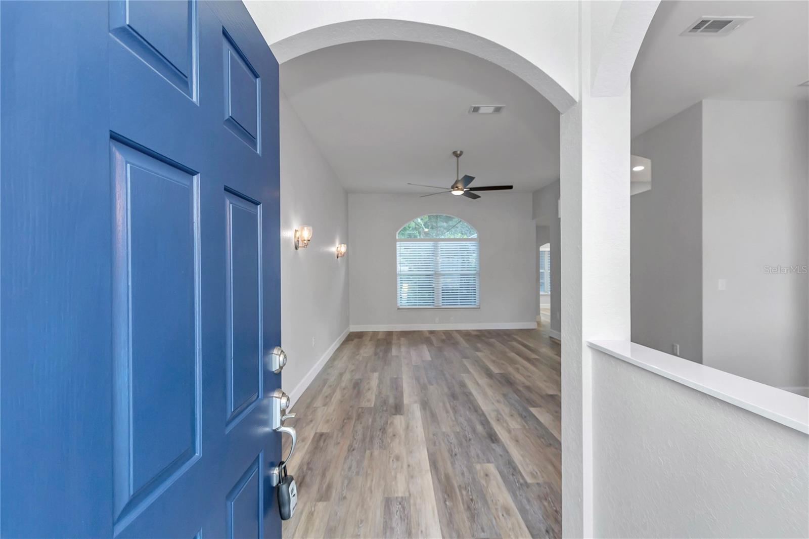 Image 6 of 59 For 11558 74th Court