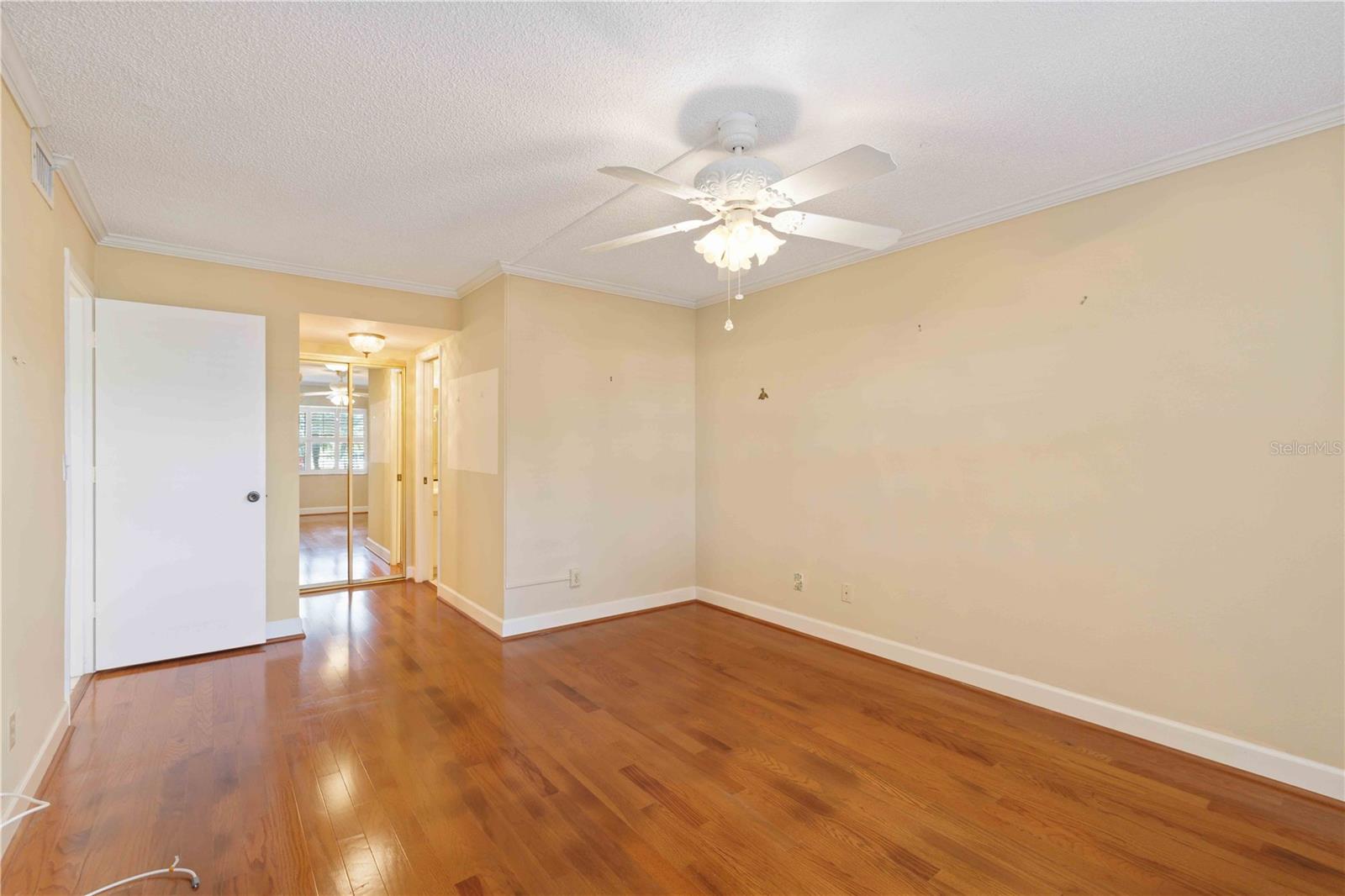 Image 10 of 23 For 6999 Country Club Drive N 125