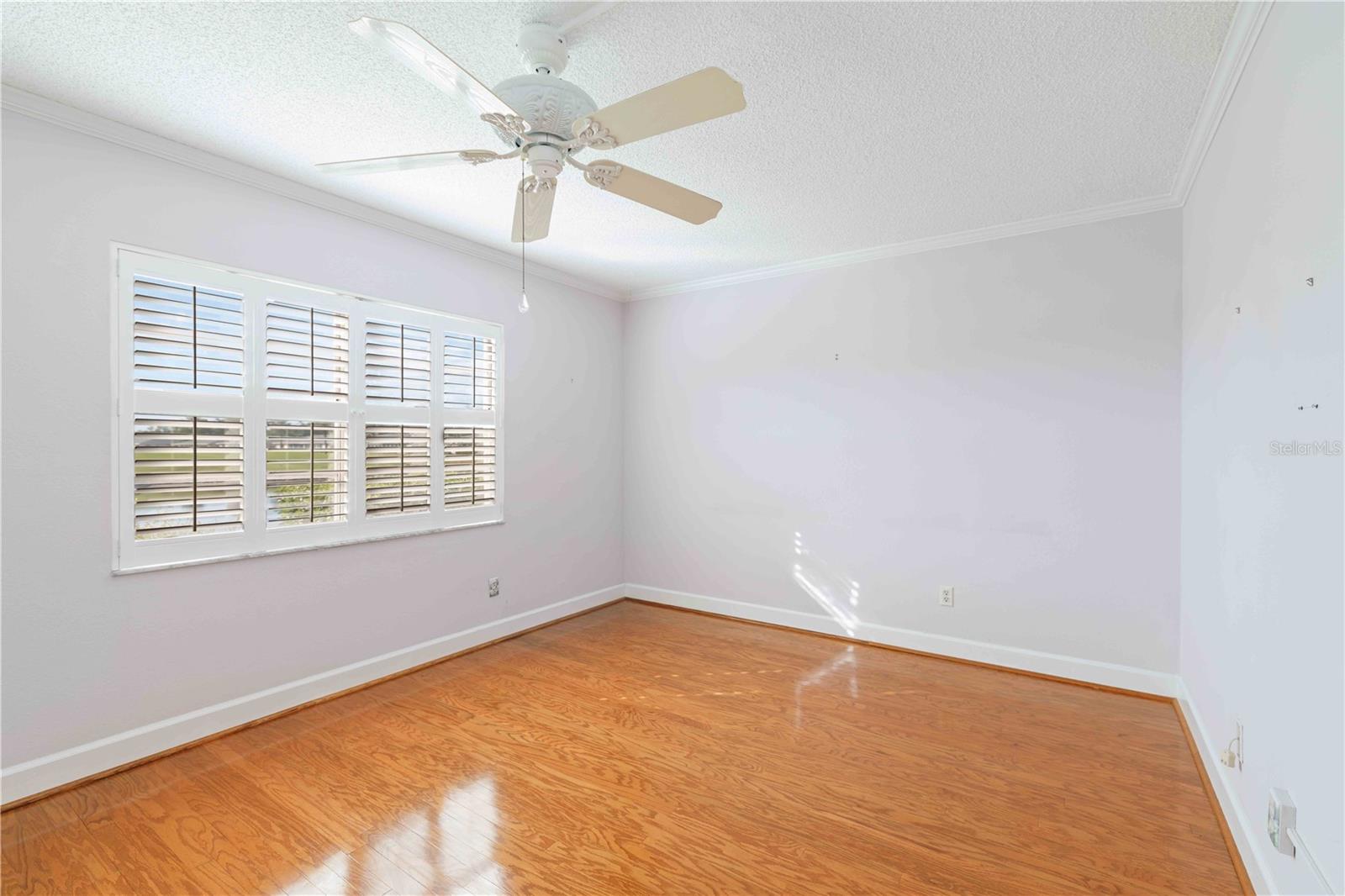 Image 15 of 23 For 6999 Country Club Drive N 125