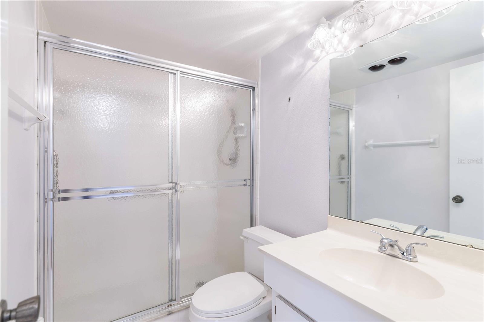 Image 18 of 23 For 6999 Country Club Drive N 125