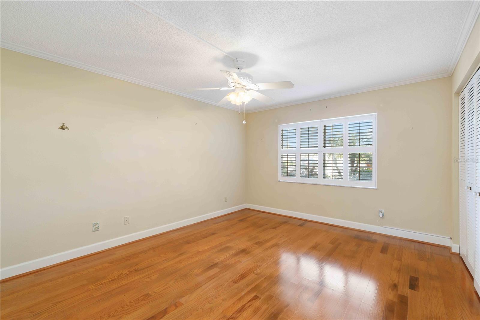 Image 9 of 23 For 6999 Country Club Drive N 125