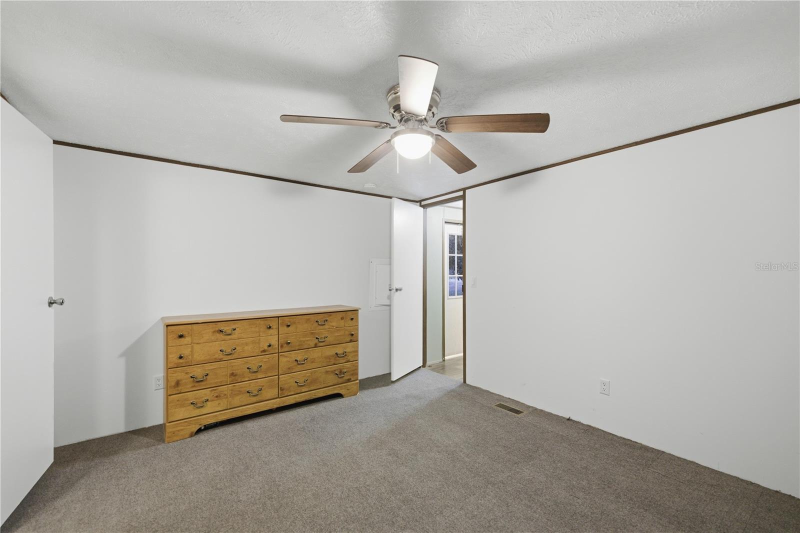 Image 10 of 26 For 11946 99th Terrace