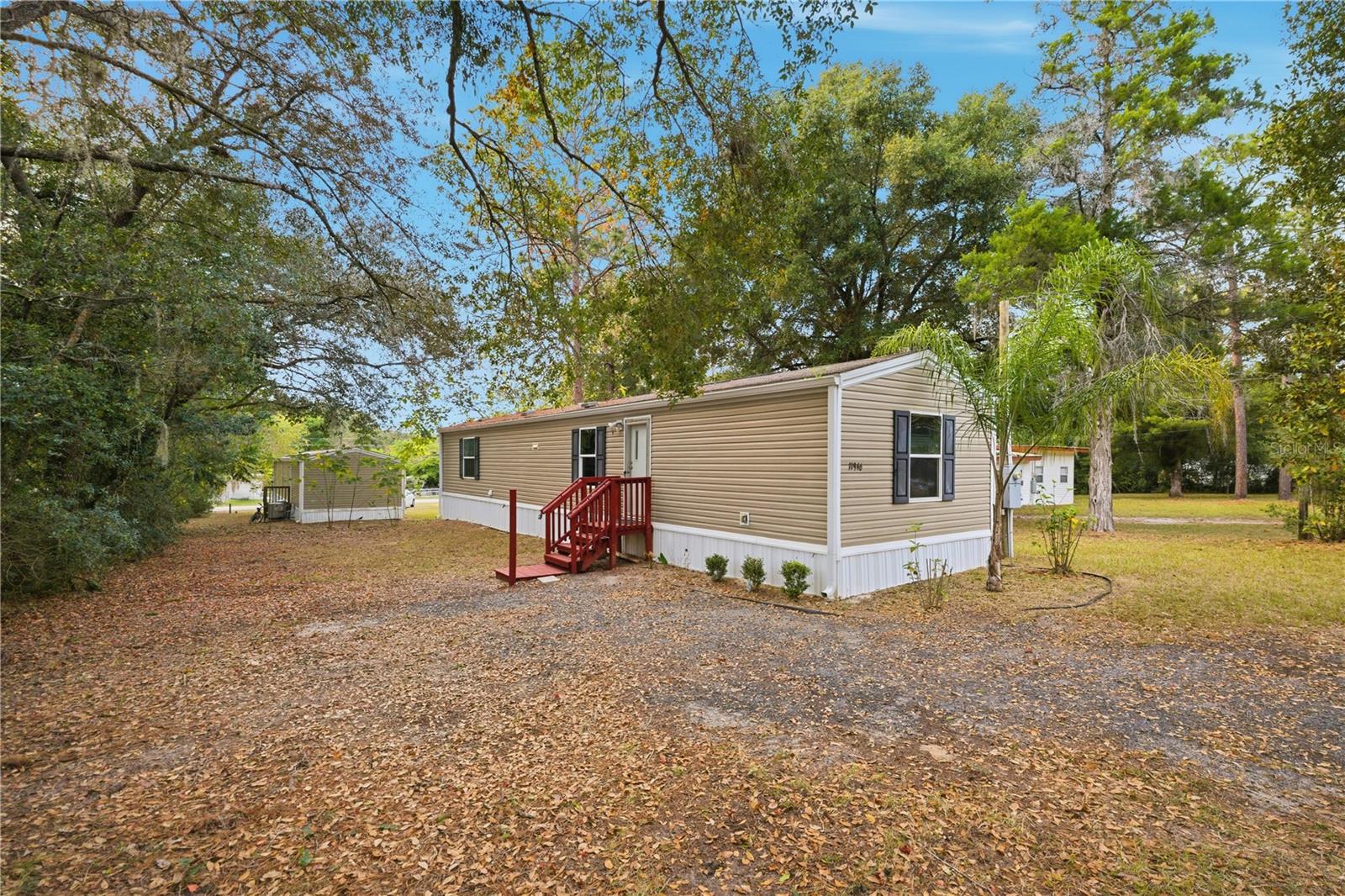 Image 18 of 26 For 11946 99th Terrace