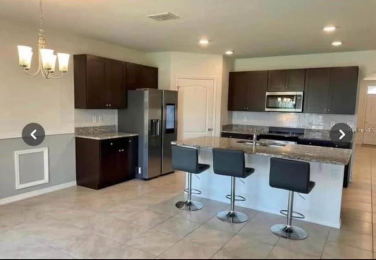 Image 3 of 11 For 201 Wood Hollow Road