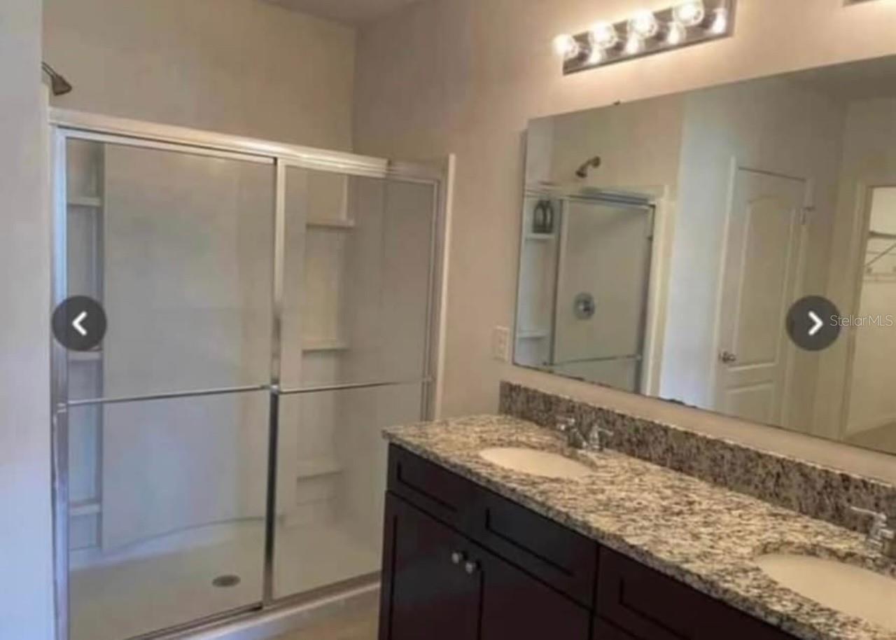 Image 5 of 11 For 201 Wood Hollow Road