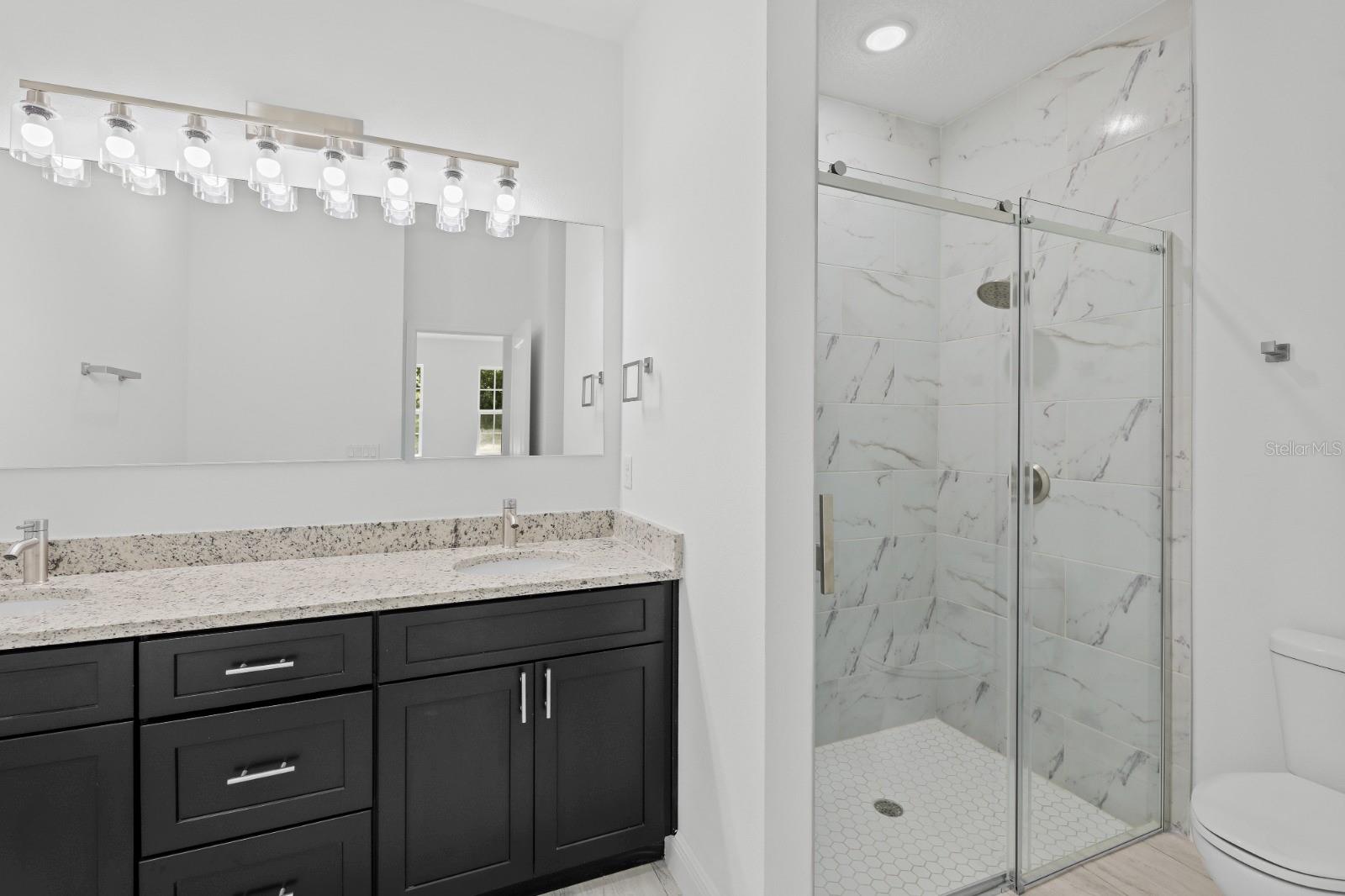 Image 23 of 59 For 1575 Lamplighter Street