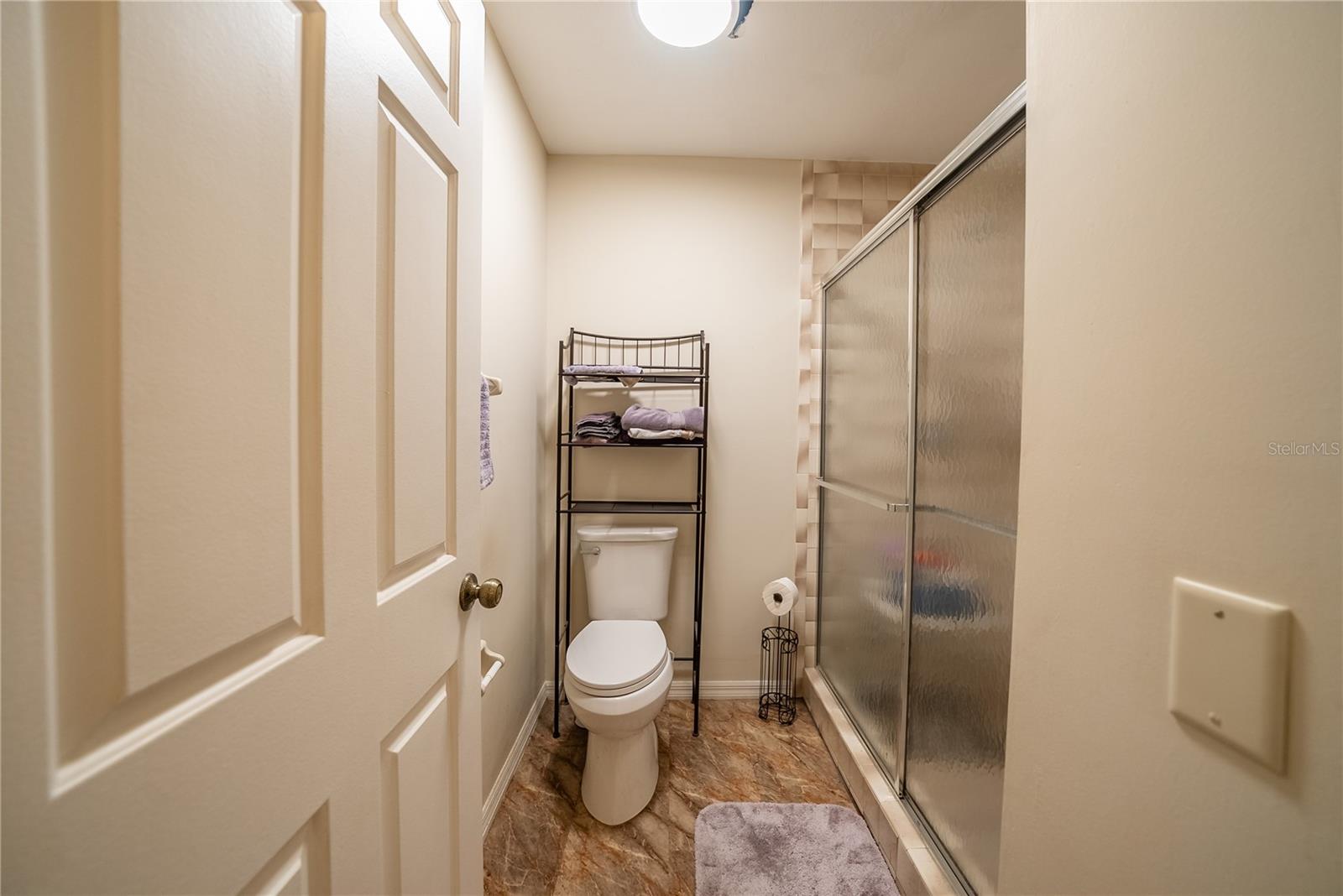 Image 31 of 47 For 3601 17th Lane