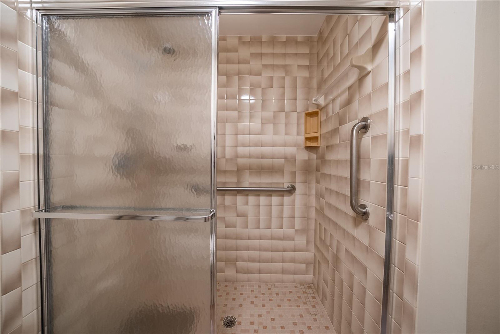 Image 32 of 47 For 3601 17th Lane