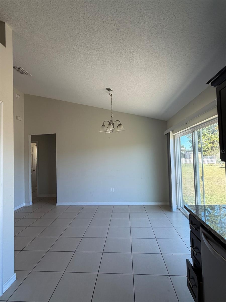 Image 5 of 15 For 16621 Sw 31st Terrace