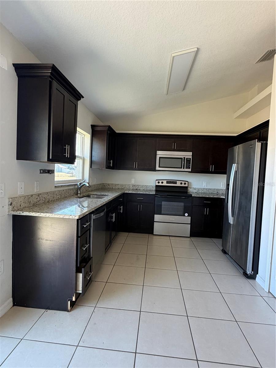 Image 7 of 15 For 16621 Sw 31st Terrace