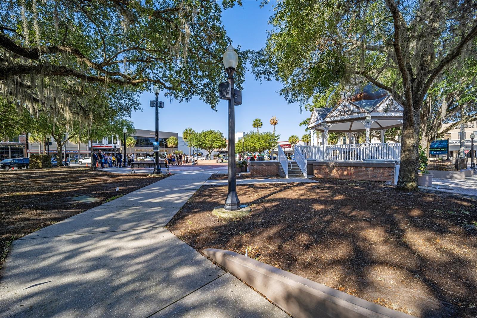 Image 36 of 44 For 742 12th Street