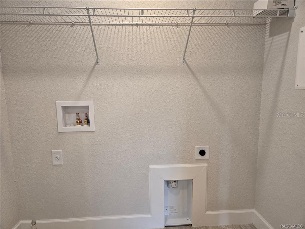 Image 17 of 30 For 279 Bittern Loop