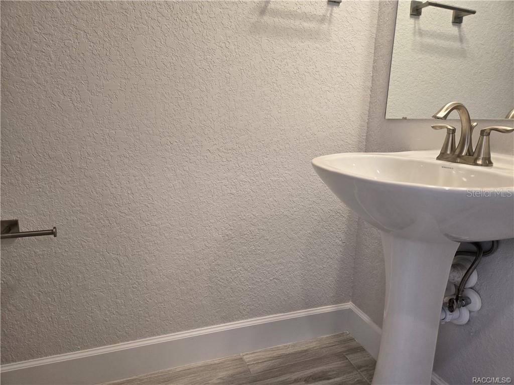 Image 8 of 30 For 279 Bittern Loop