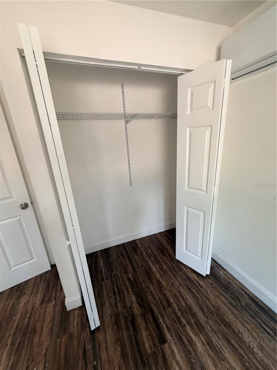 Listing photo id 5 for 6360 130th Street