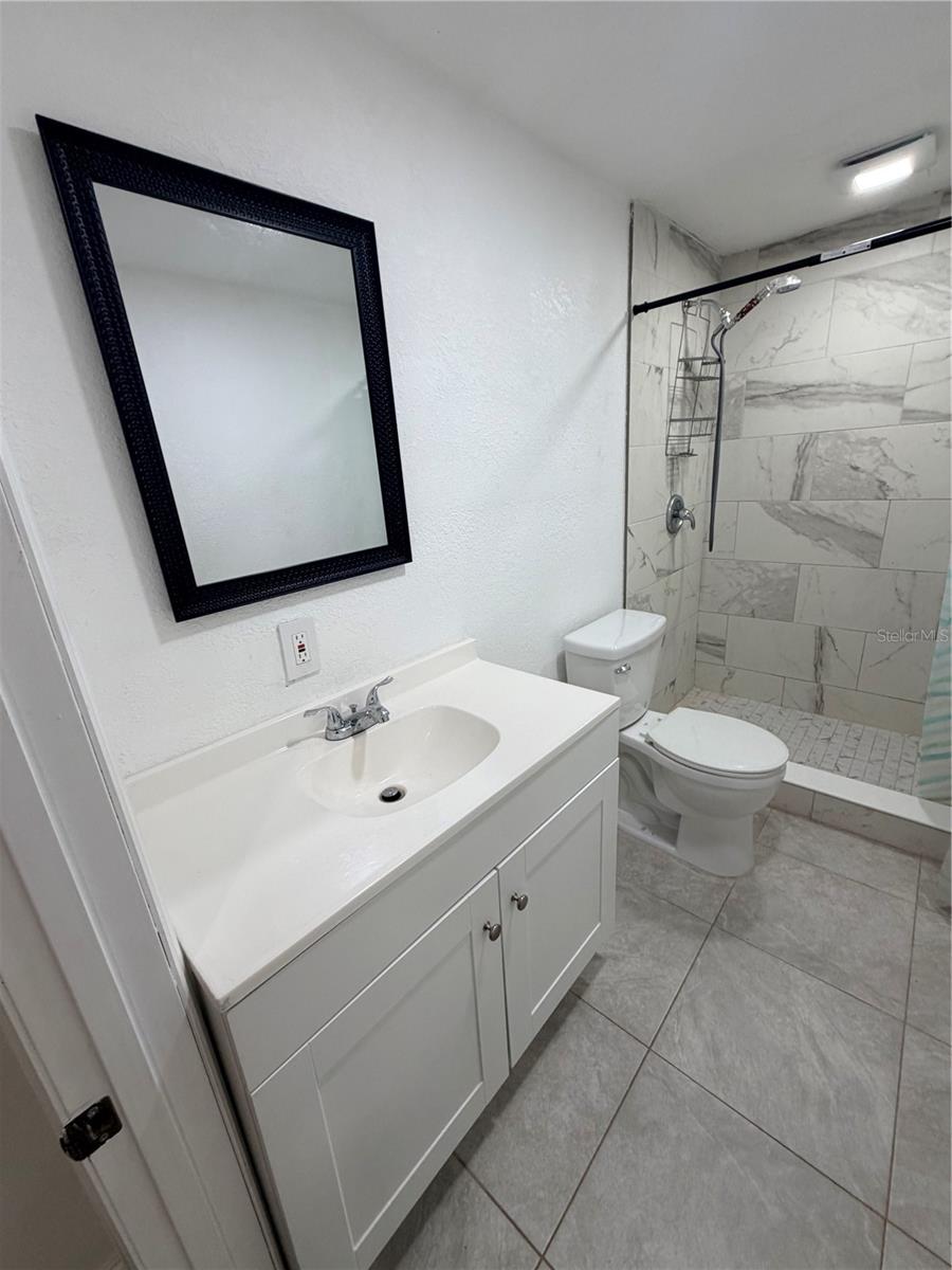 Listing photo id 6 for 6360 130th Street