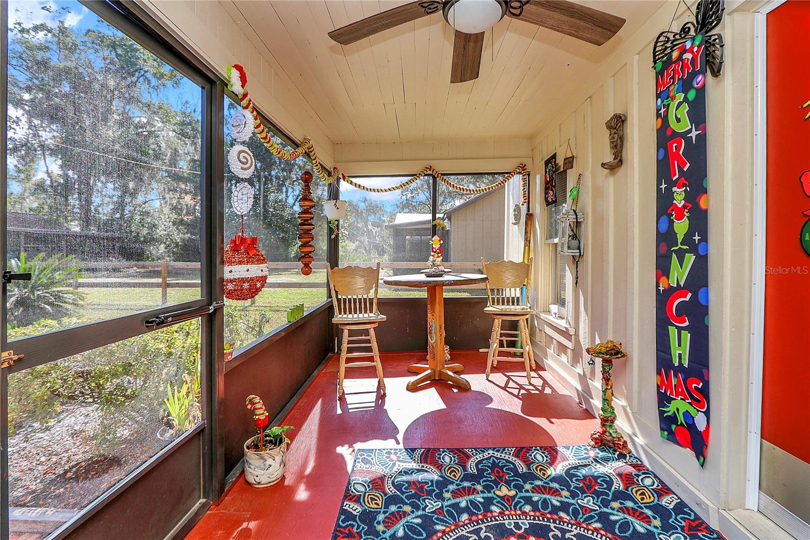 Image 42 of 67 For 20990 Pennsylvania Avenue