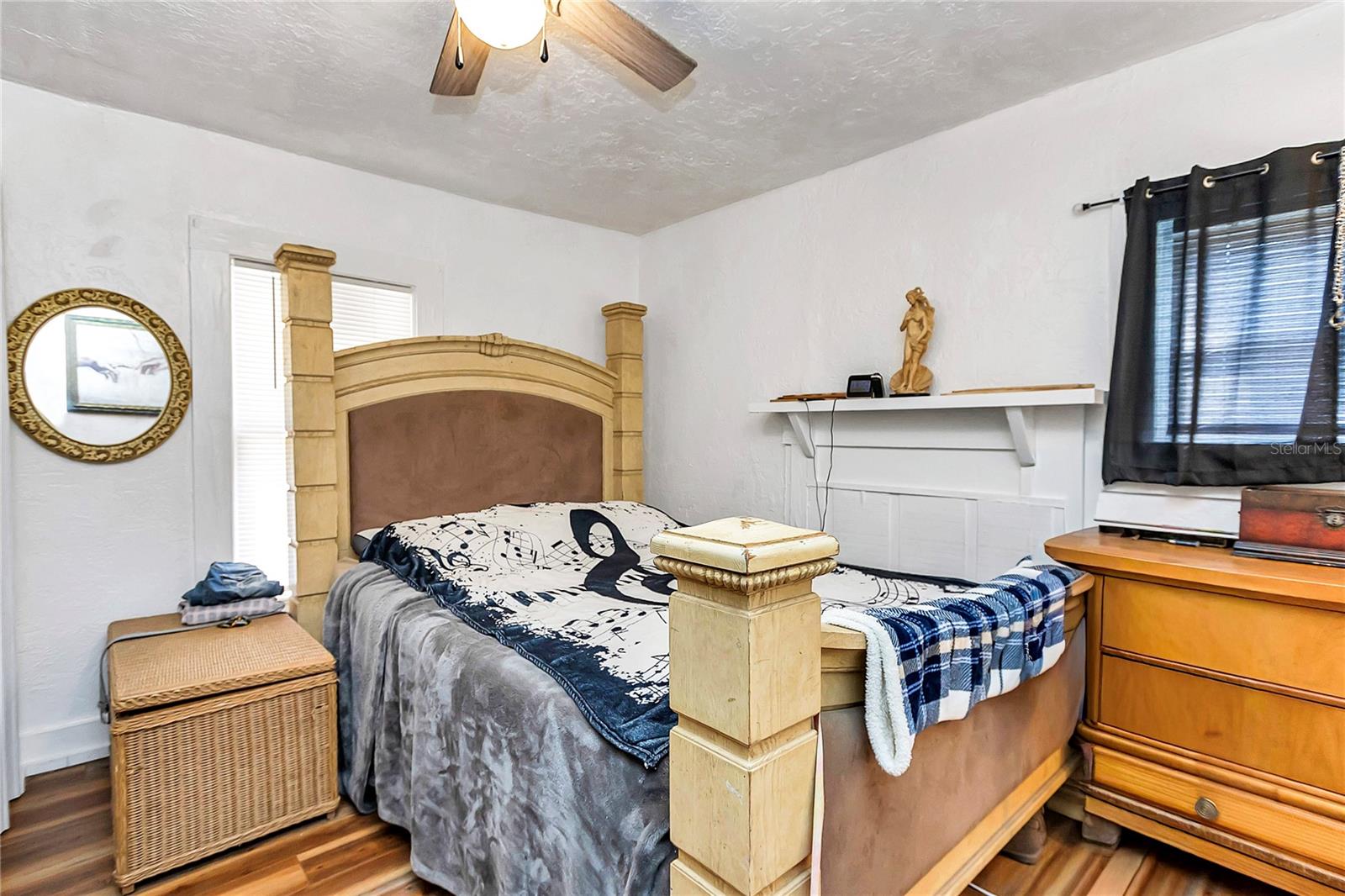 Image 58 of 67 For 20990 Pennsylvania Avenue