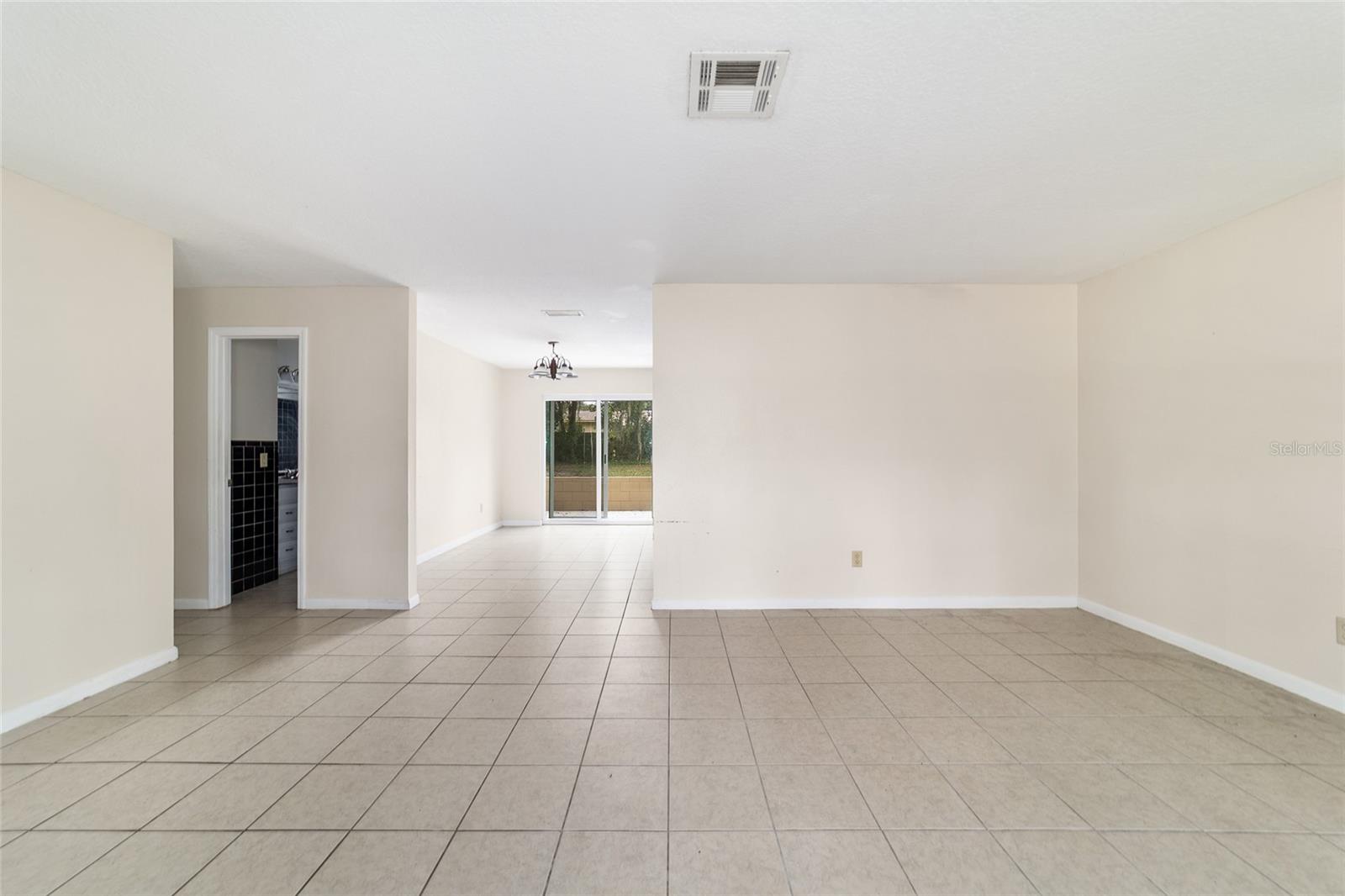 Image 19 of 48 For 3212 15th Avenue