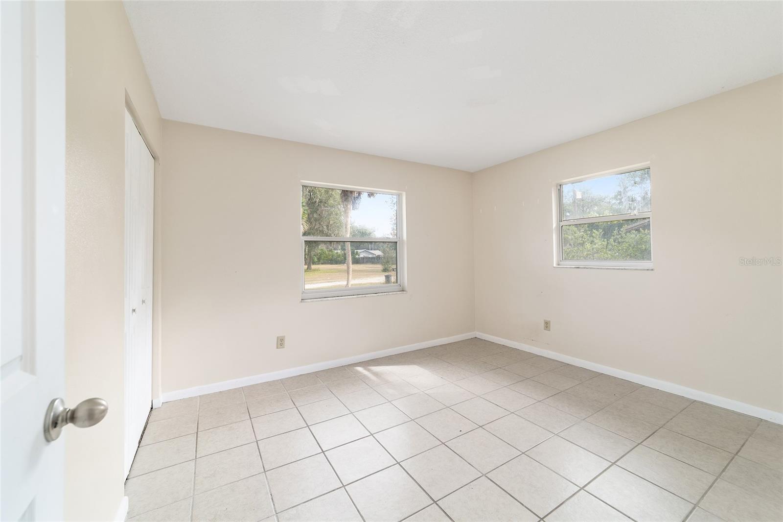 Image 32 of 48 For 3212 15th Avenue