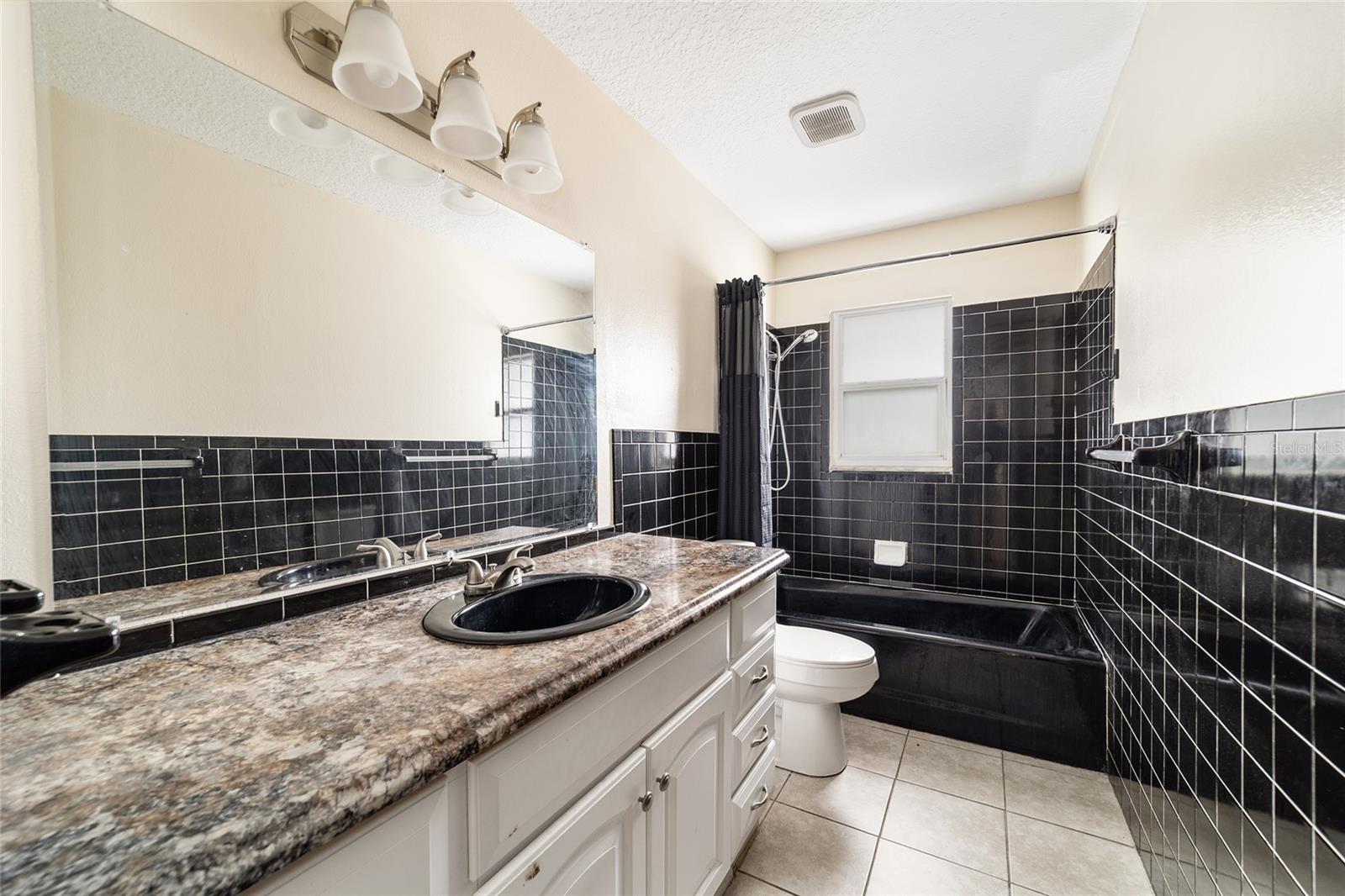 Image 35 of 48 For 3212 15th Avenue