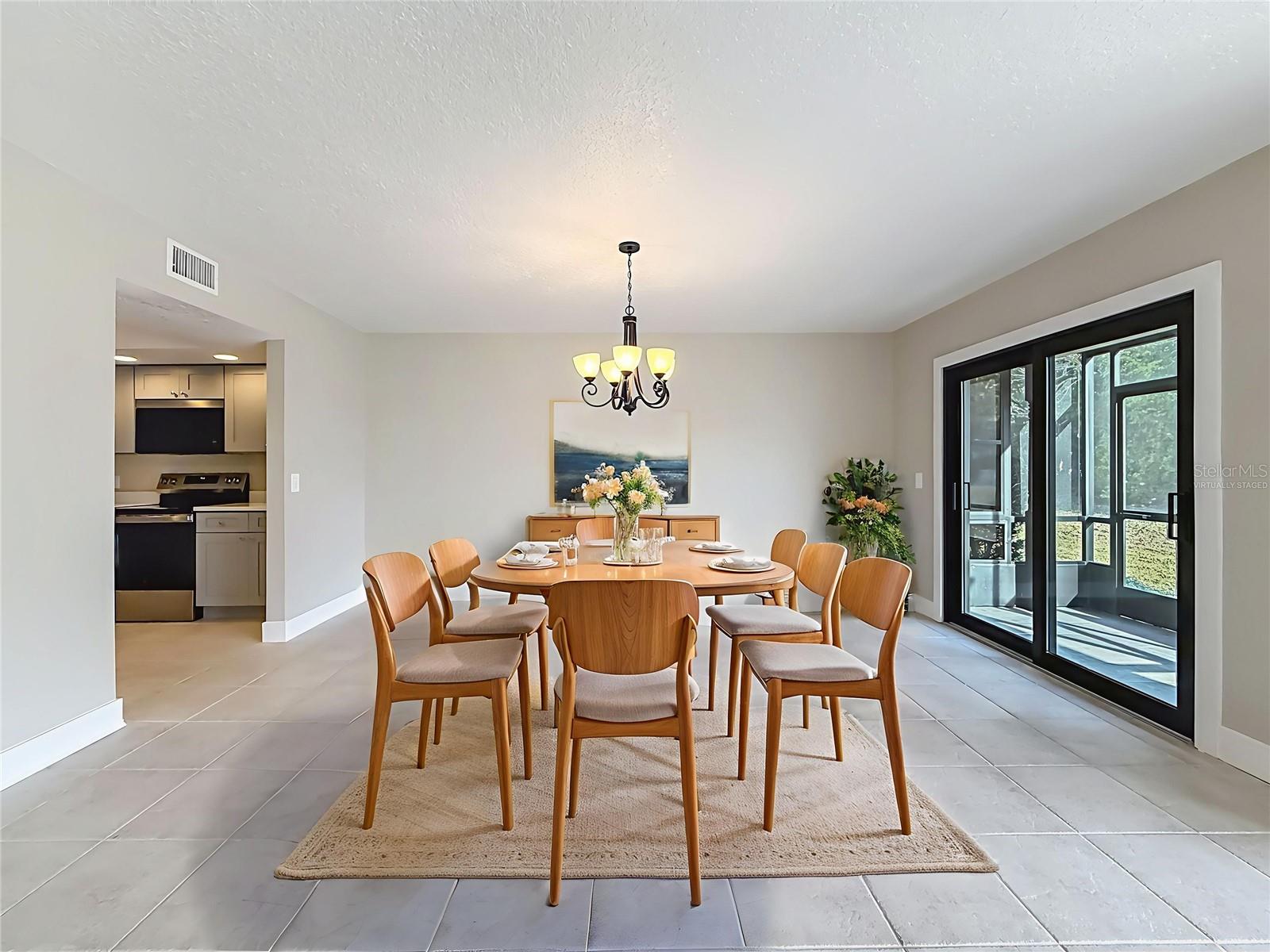 Image 18 of 73 For 11603 Bayshore Drive 118