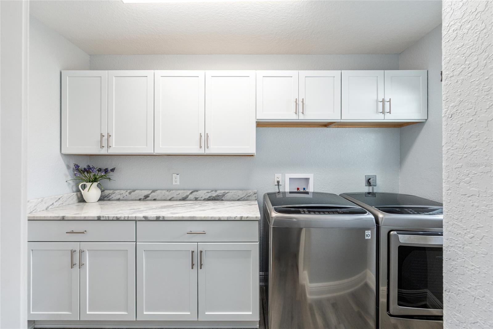 Image 23 of 46 For 5297 39th Loop