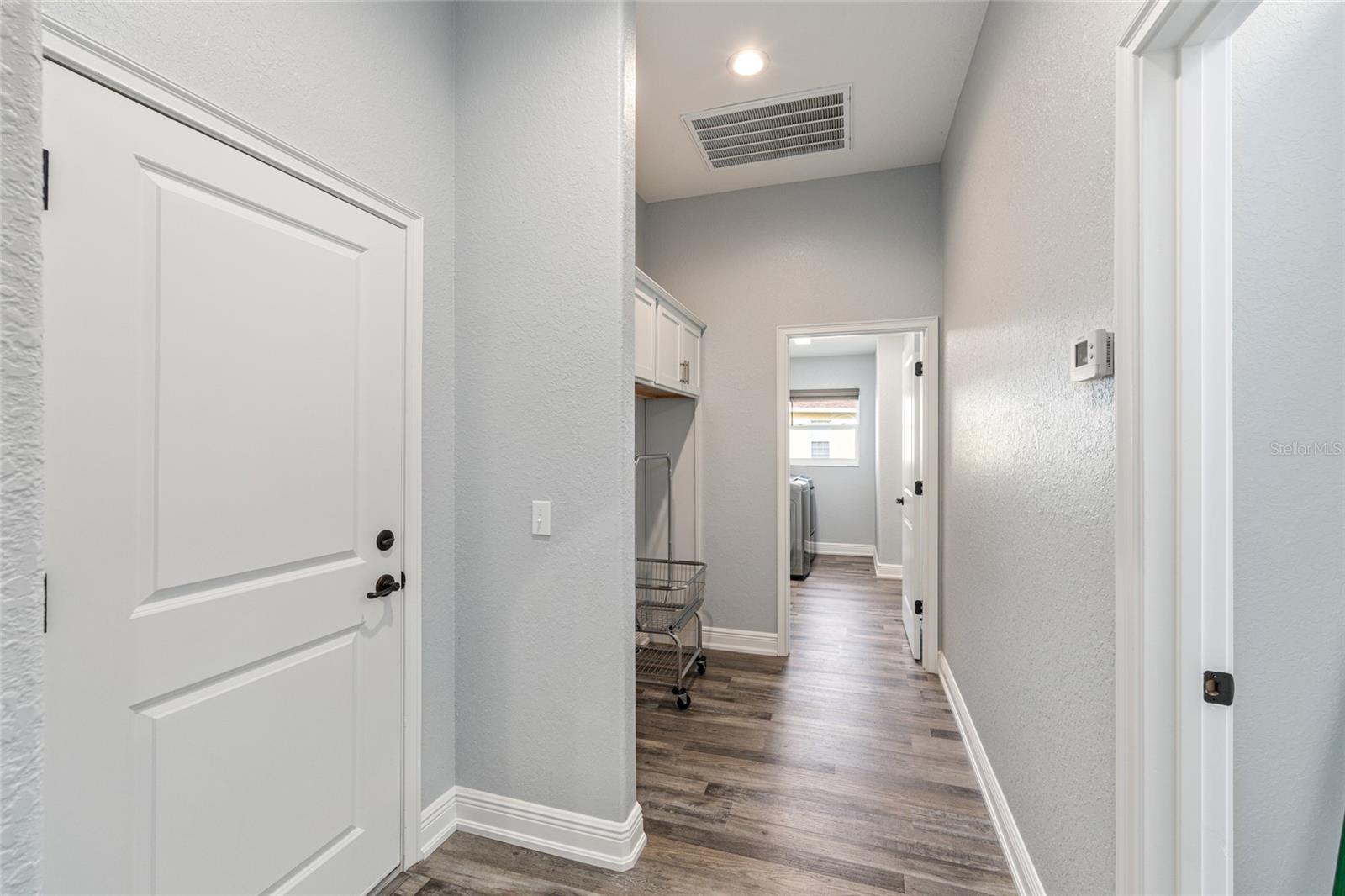 Image 24 of 46 For 5297 39th Loop