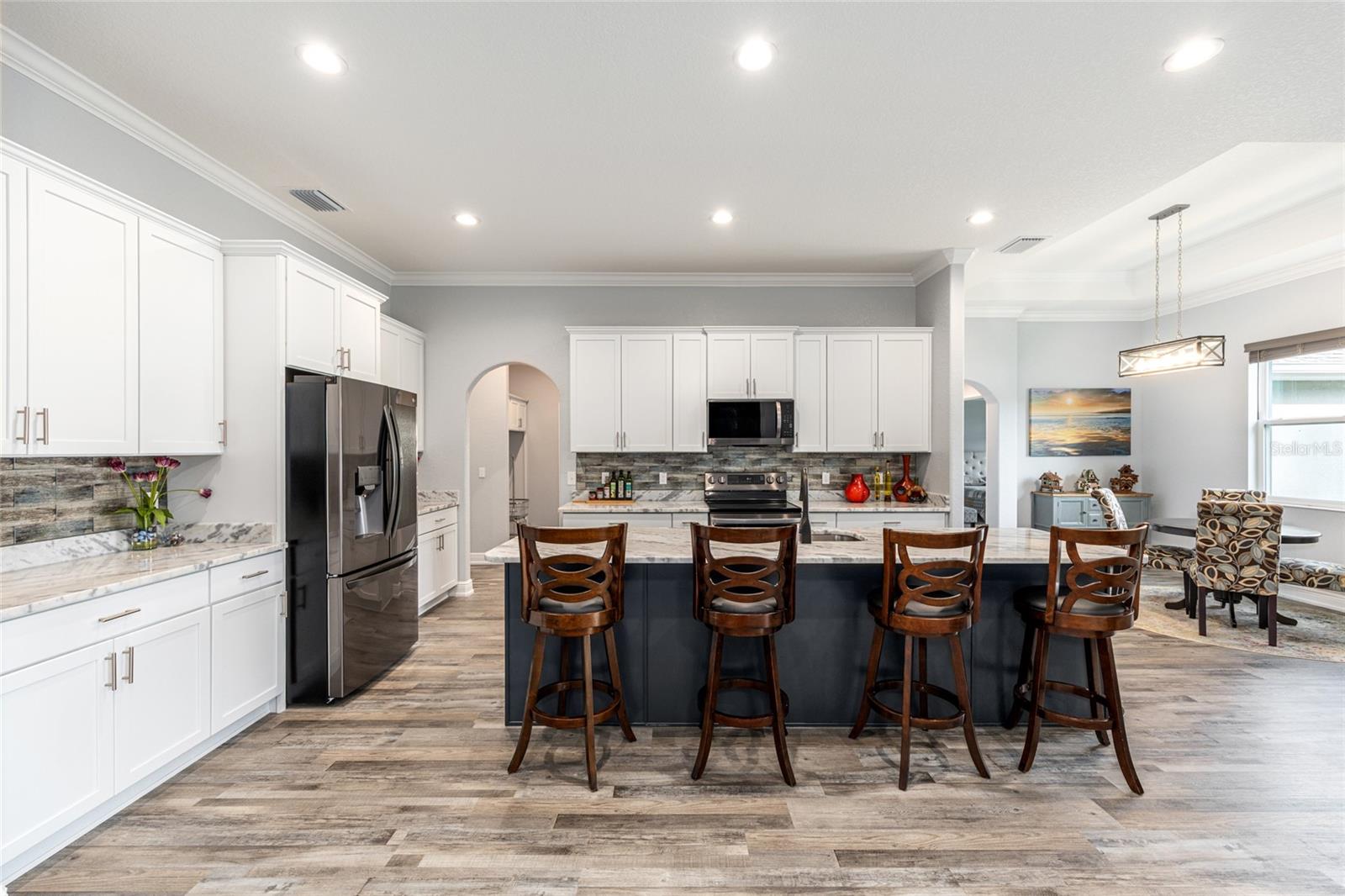 Image 9 of 46 For 5297 39th Loop