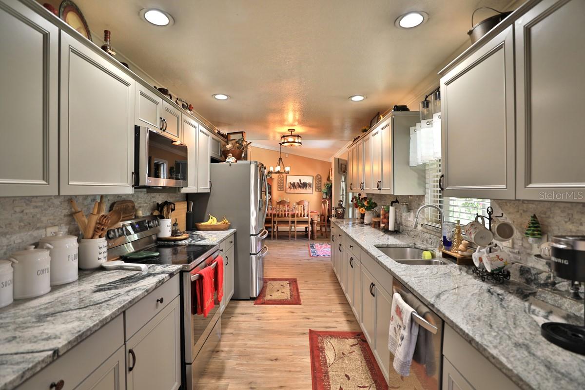 Image 7 of 32 For 3334 138th Place