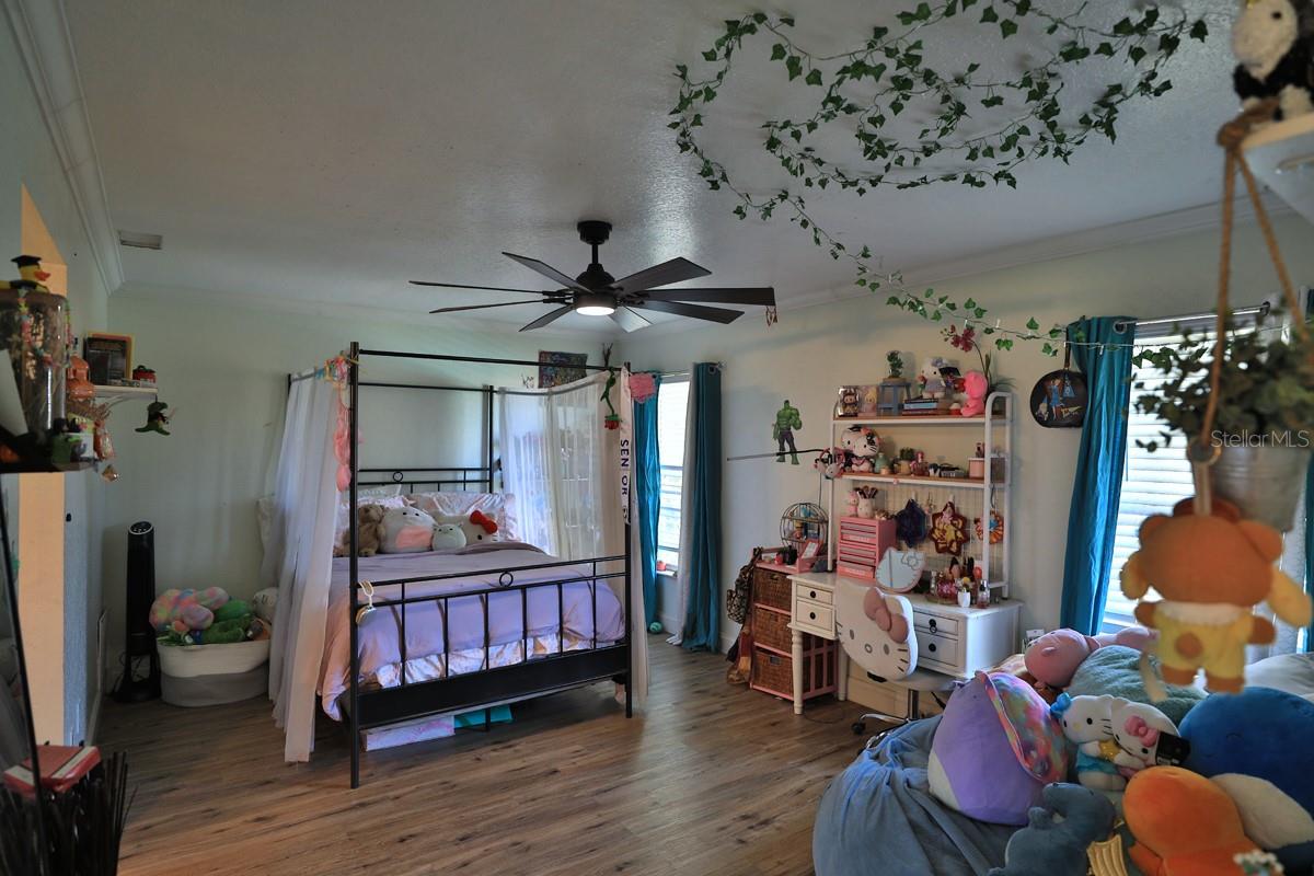 Image 9 of 32 For 3334 138th Place