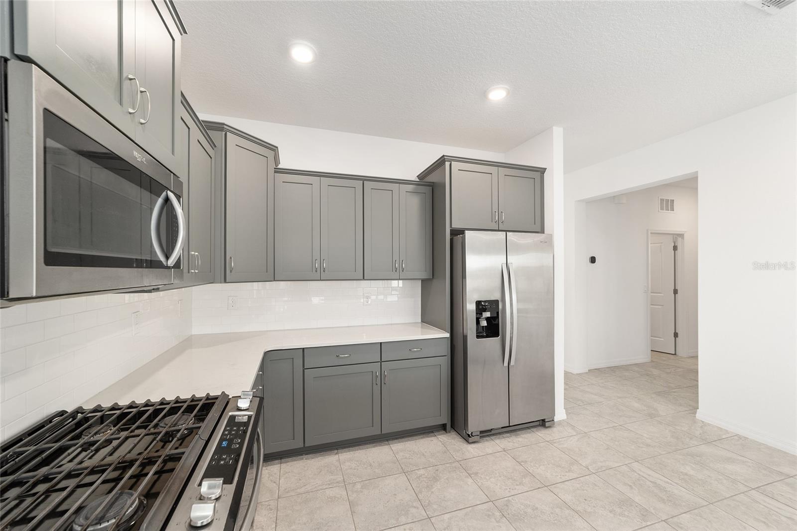 Image 7 of 43 For 7288 64th Street Road