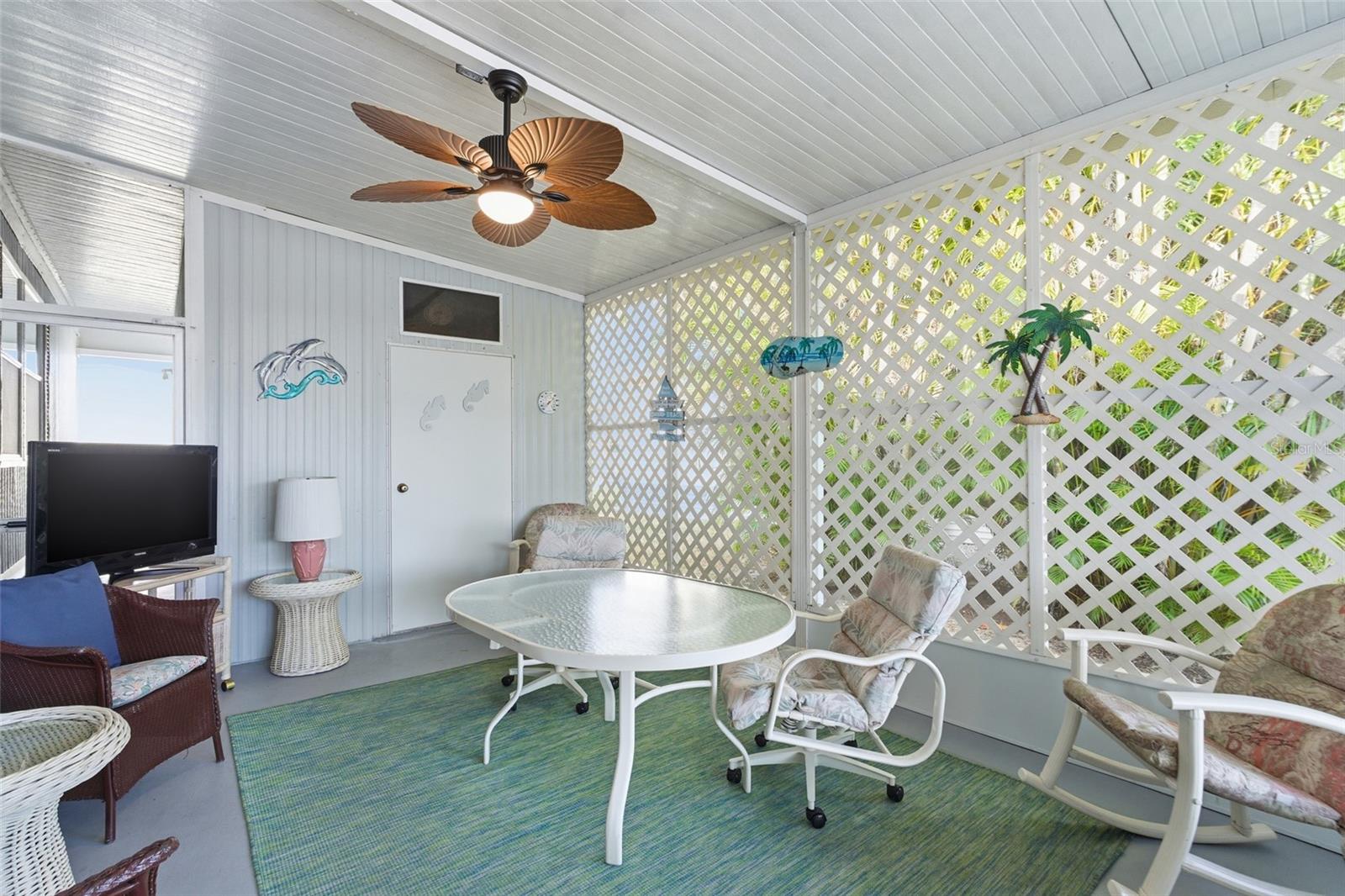 Image 12 of 42 For 3073 Longview Lane