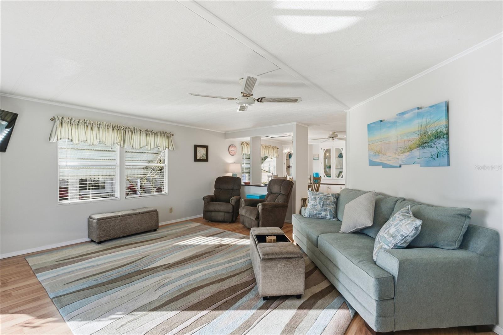 Image 13 of 42 For 3073 Longview Lane