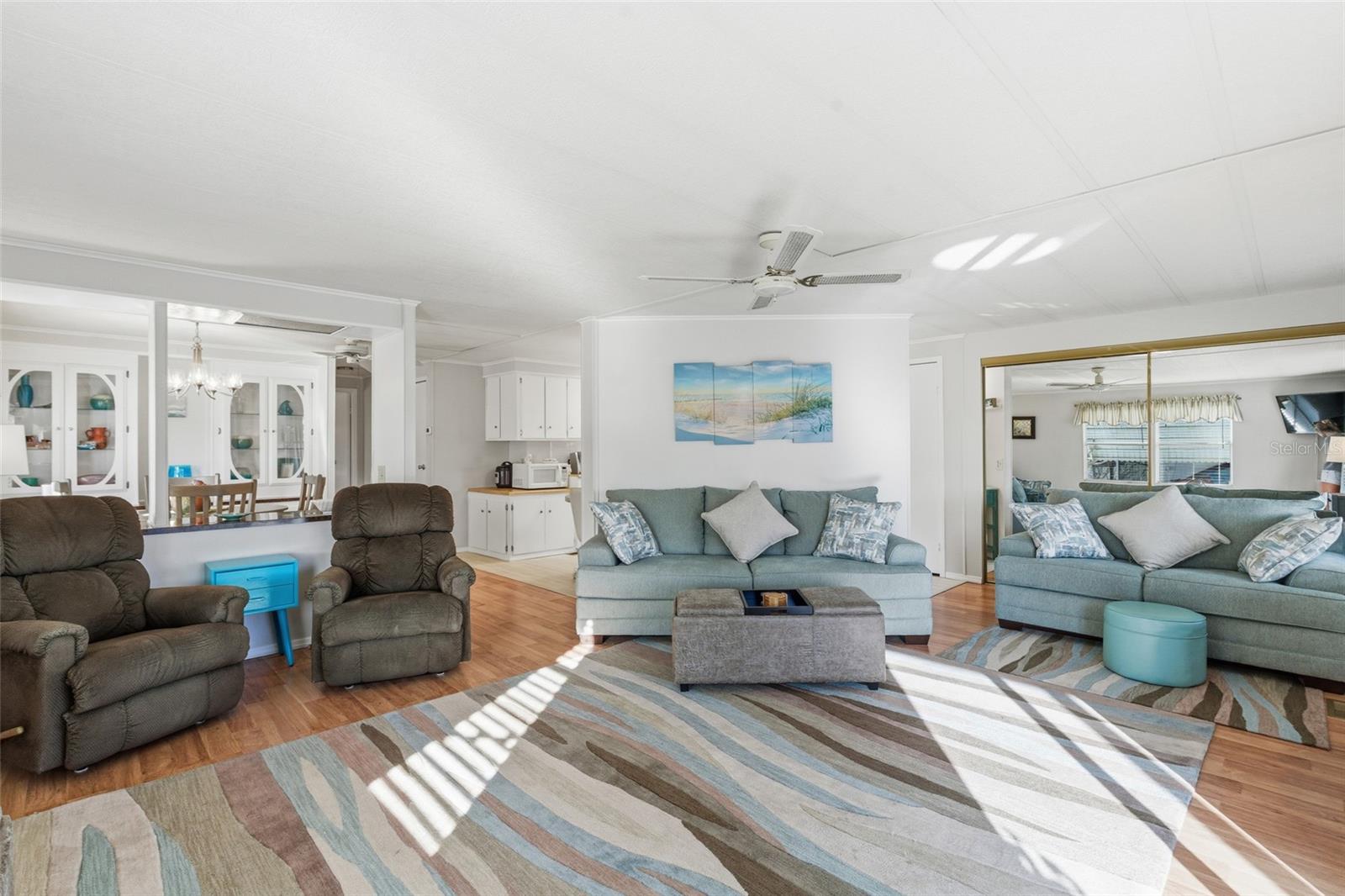 Image 14 of 42 For 3073 Longview Lane