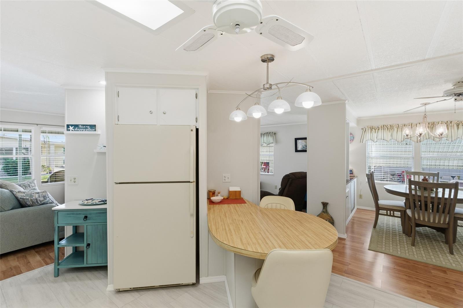 Image 24 of 42 For 3073 Longview Lane