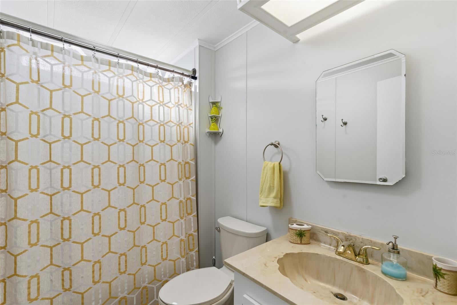 Image 33 of 42 For 3073 Longview Lane