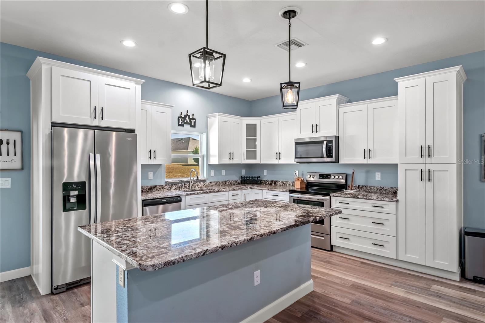 Image 15 of 50 For 2839 43rd Road