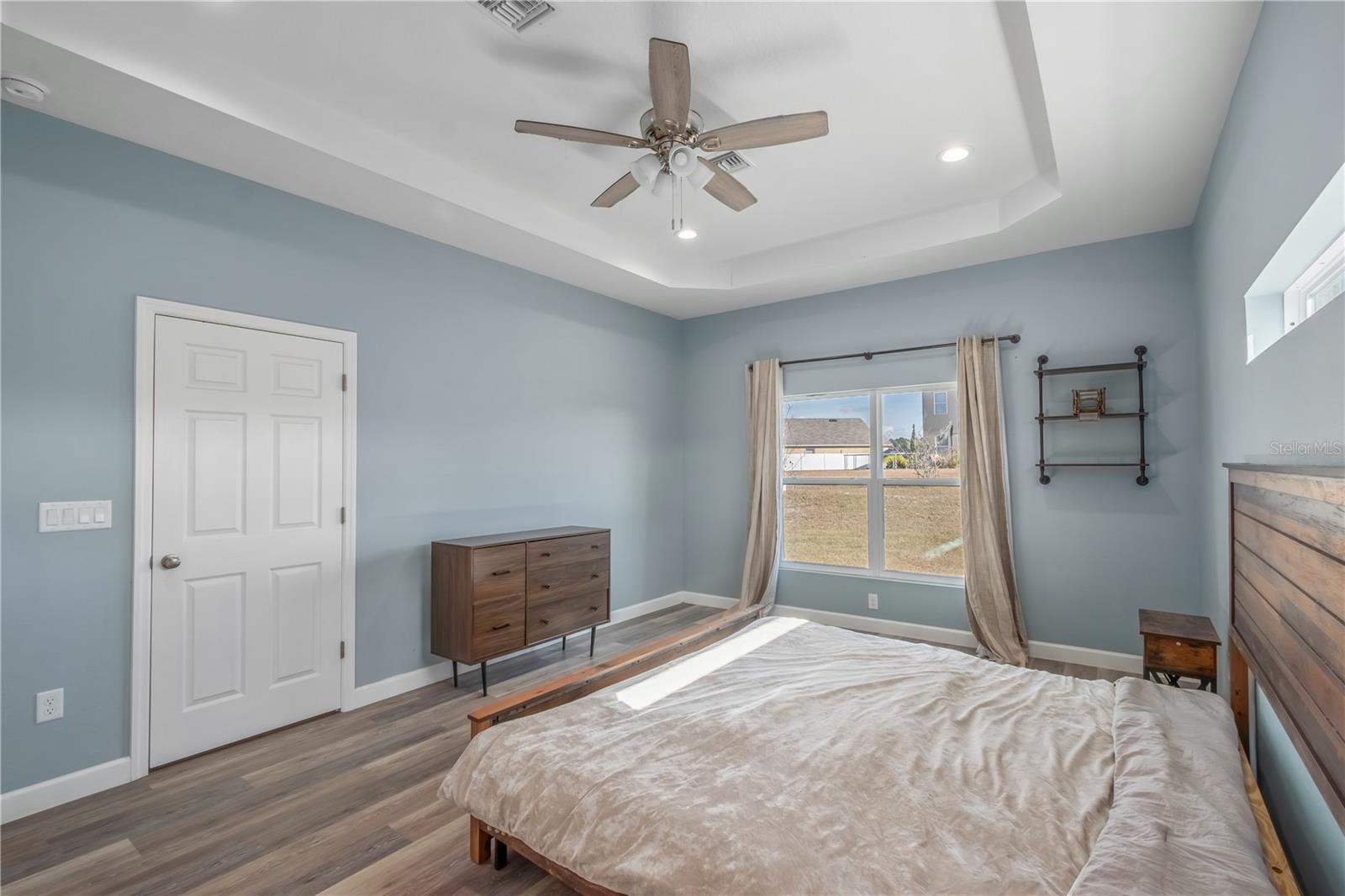 Image 23 of 50 For 2839 43rd Road