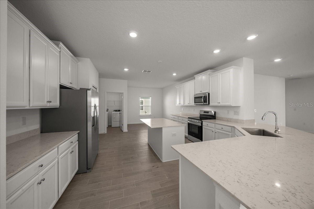 Image 17 of 60 For 7930 74th Loop