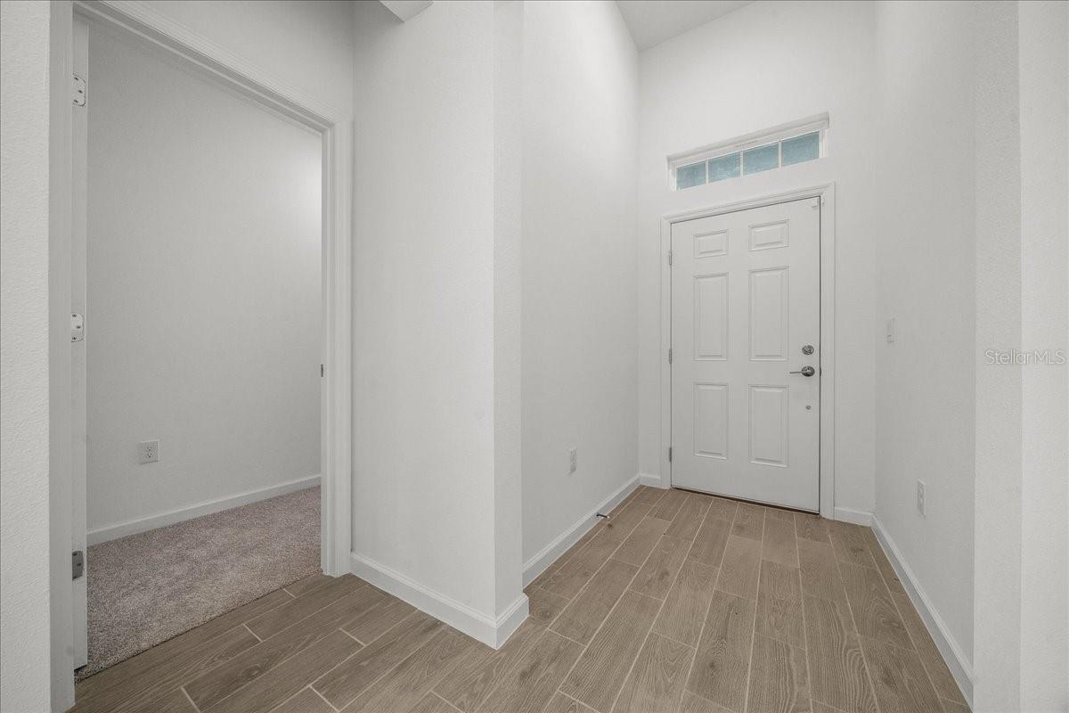 Image 21 of 60 For 7930 74th Loop